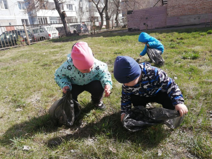 Помогаем Эколятам! Помогаем Эколятам!.